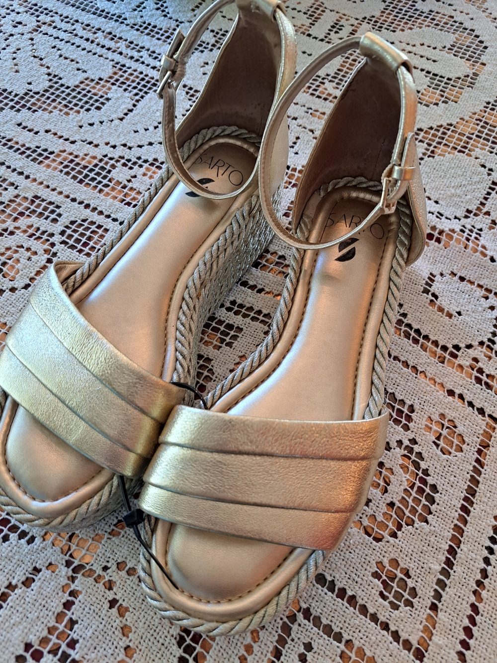 Franco Sarto Gold Rope Wedge Sandals Sz 8 Worn Once